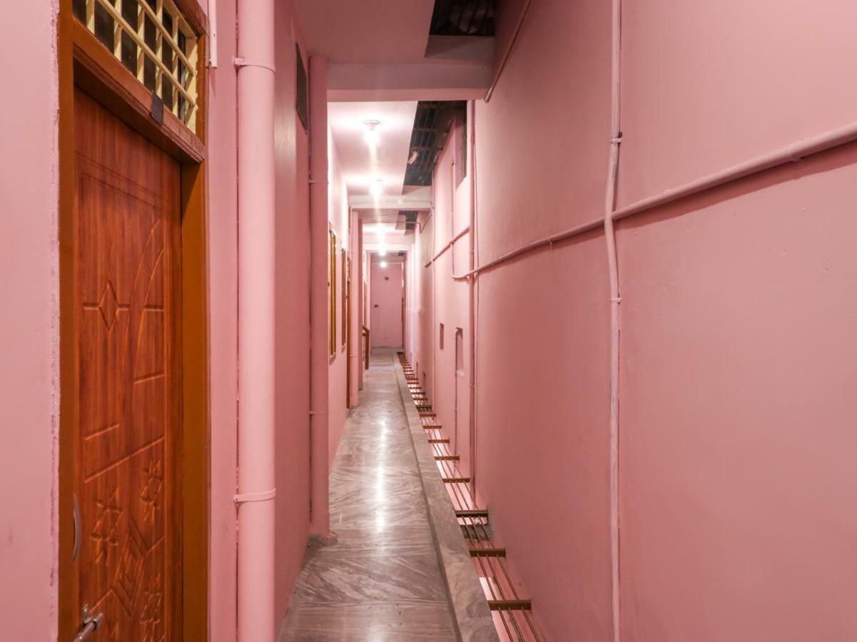 Oyo 46737 Sri Annamalai Residency Hotel Tiruvannámalaj Kültér fotó